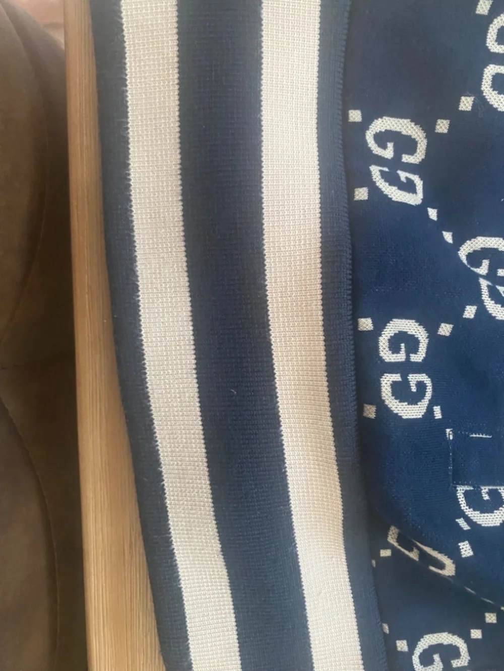 Gucci zip up with gucci garment bag